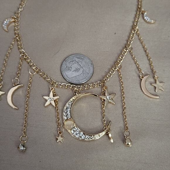 Crescent moon and stars boho bib necklace - Picture 4 of 5